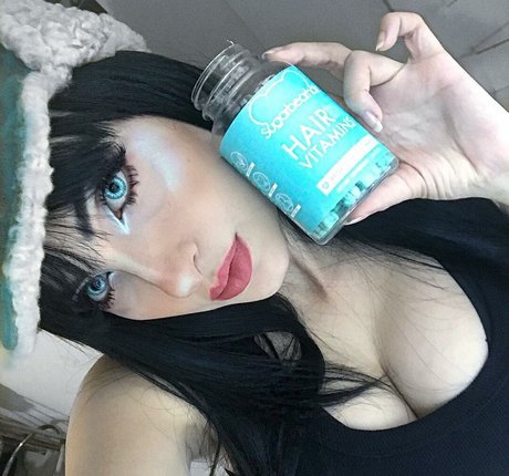 Samanta Bravin star hd archive