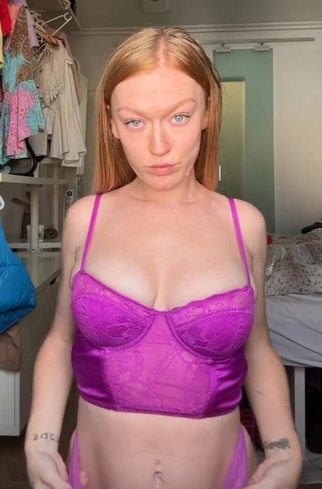 Girllikeme94_ star porn images