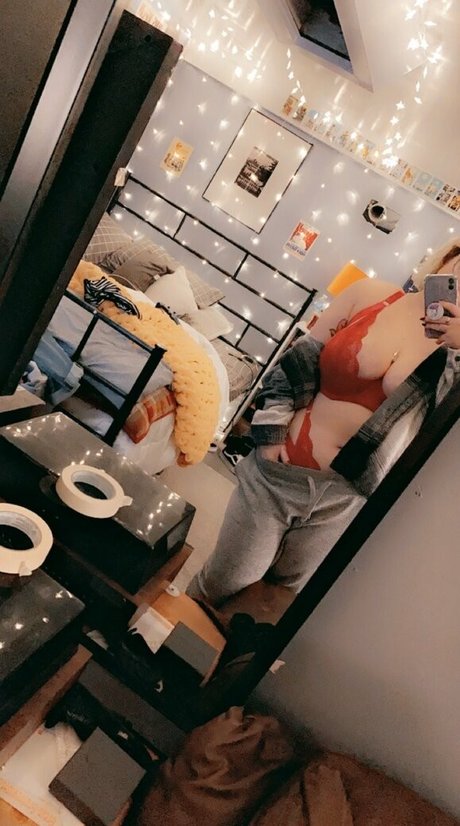 croby5253 nudes model pic