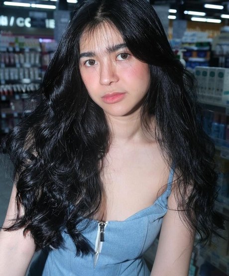 roxy luxe adult actress picture