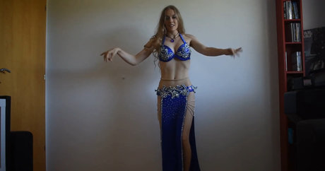 Belly Dancer Lisa pornstar pic