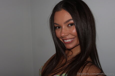 Emma Avery model high quality photo