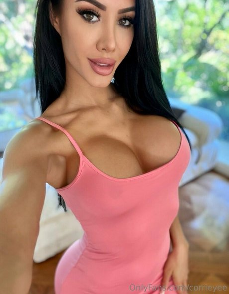 corrieyee model top gallery