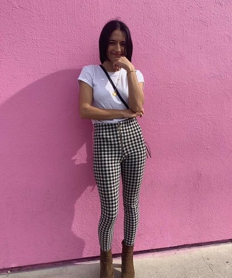 Alyssa Limperis pretty star image