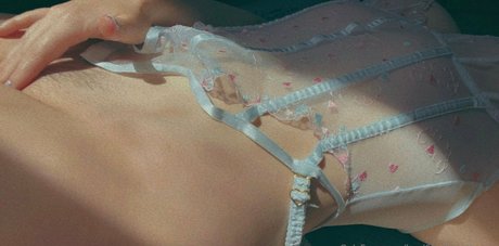 handmadecrybaby pornstar perfect image