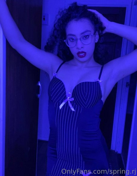 spring rj model nudes image