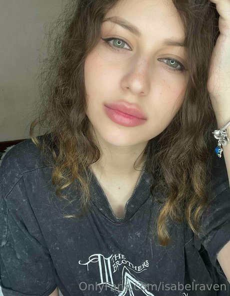 isabelraven erotic star img