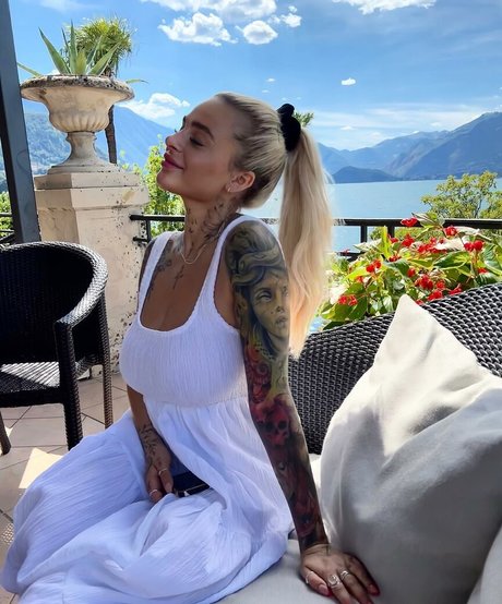 Angelika Kramer model free images