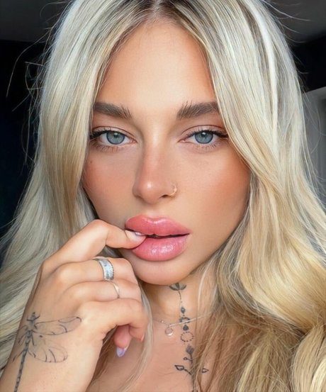 Angelika Kramer actress images