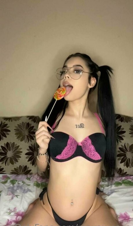 Mayaxrosee star naked pics