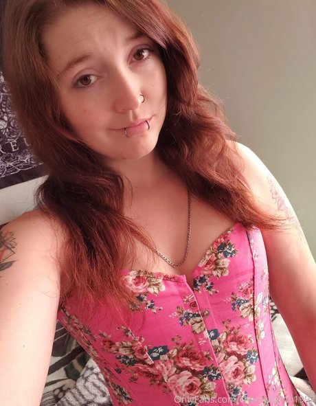 dreadfuldesire adult actress archive