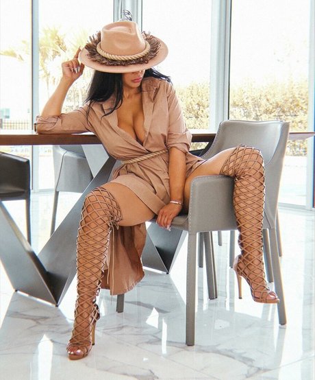 Leidy Mazo xxx model picture