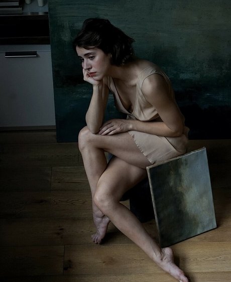 Tessa Ia model pornographic photo