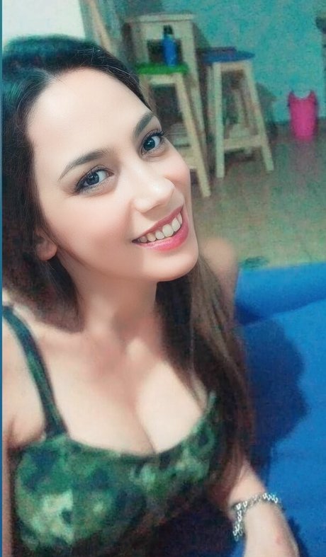 Melani Poisa hd star galleries