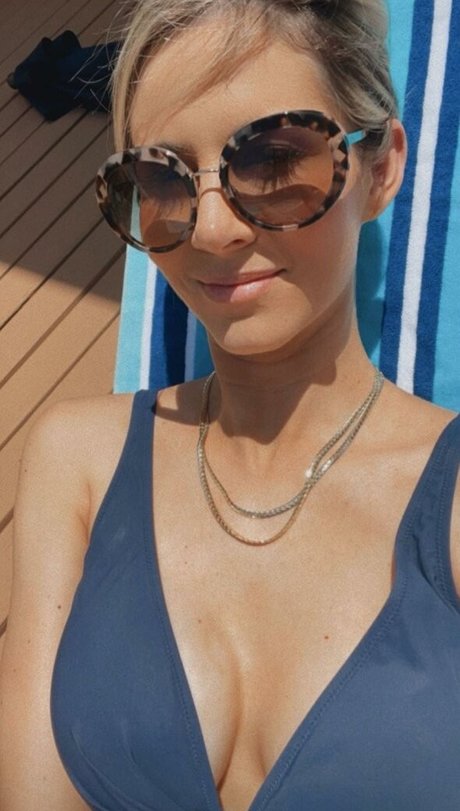 Laura Rutledge naked pornstar image