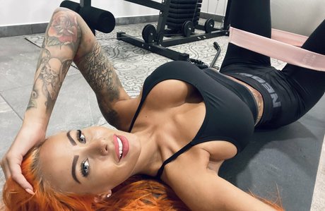 hotsierrarossie adult actress galleries