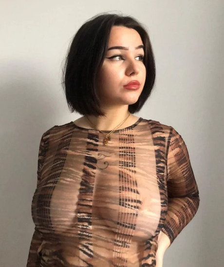 Badgalantii erotic star picture