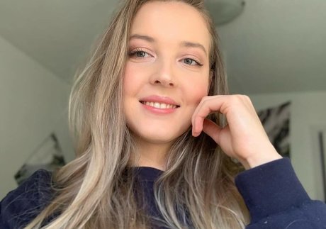 Maya V Henry free actress galleries