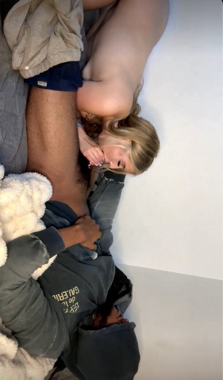 Allymcfarland18 pornstar exclusive pic