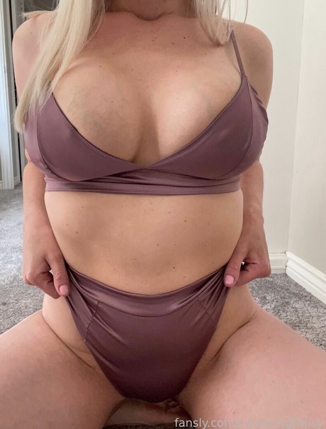 LactatingDaisy pornstar hd pictures