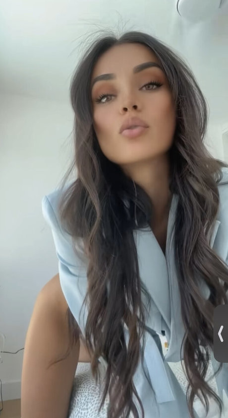 Zoe Evans pretty model photos