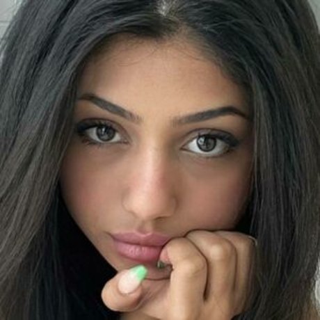 liviasiren nice model photo