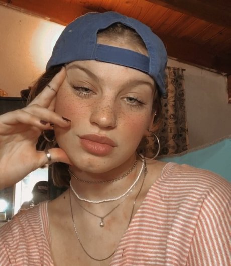 Abbylamaison star exclusive image