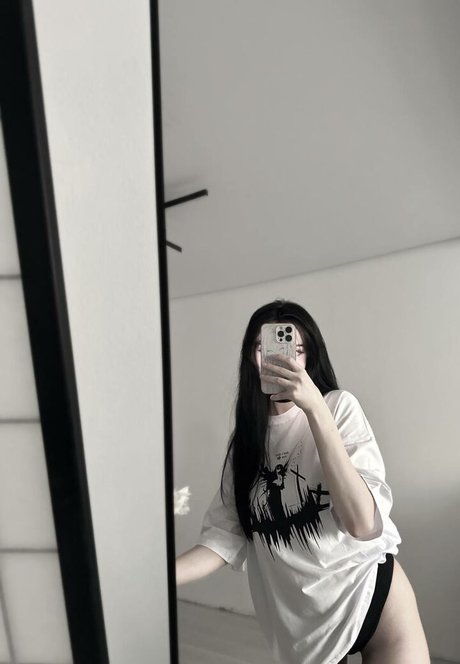 morphilina nude model galleries