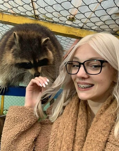 skyrror pornstar images