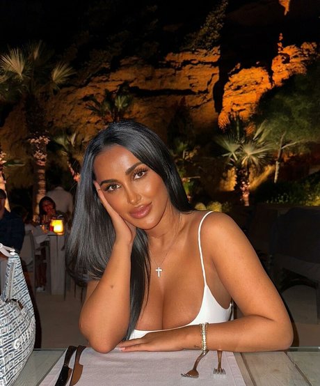 nahrinblack art pornstar img