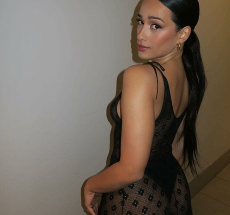 Chanel Terrero best model image