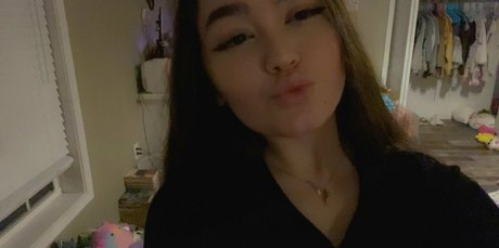 Kittnly beautiful actress photo