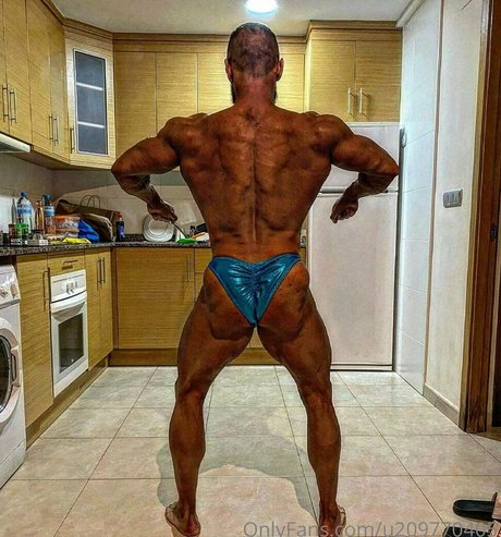 irishbeast69 naked model pictures