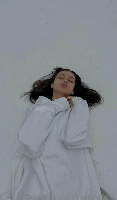 maryloveeeefree pretty pornstar pics