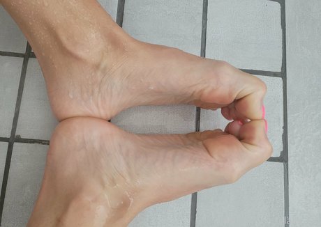 laila lou star erotic pics