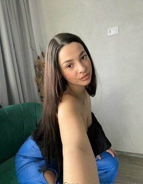 roseysweets hd pornstar photo