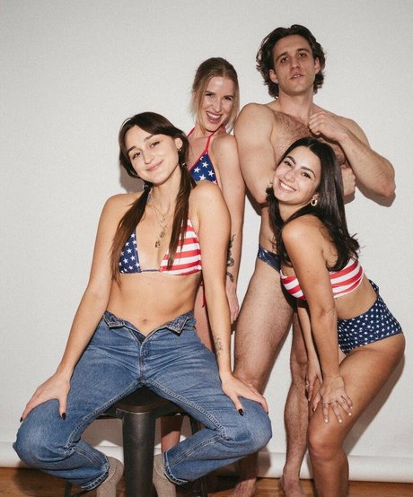 Stephanie D Agostini star art image