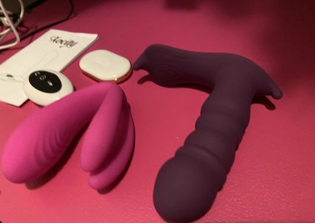 blondekushxfree hot pornstar img