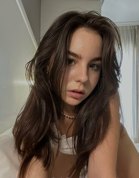 brenda aax model exclusive pics