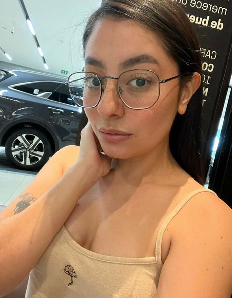 zoelushmodel high quality pornstar image