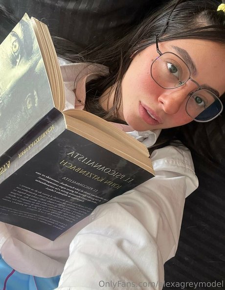 zoelushmodel star free archive