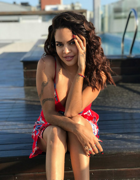 olivia jones2 erotic actress photos