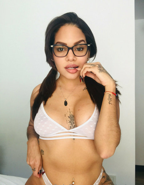 olivia jones2 nice actress image