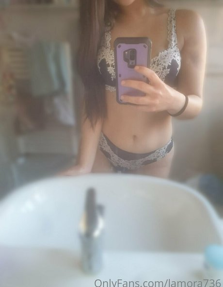 lamora736 hot star gallery