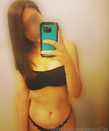 lamora736 model art photos