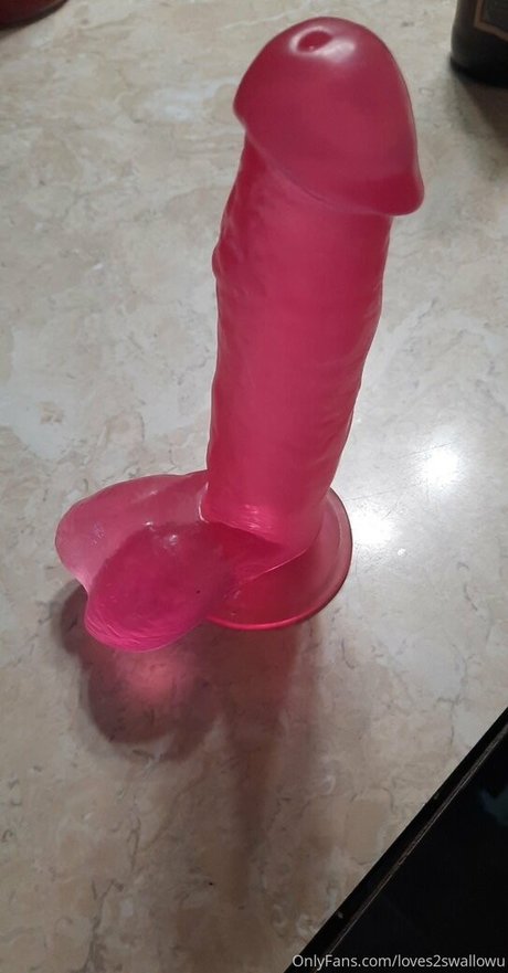 loves2swallowu pornstar top images