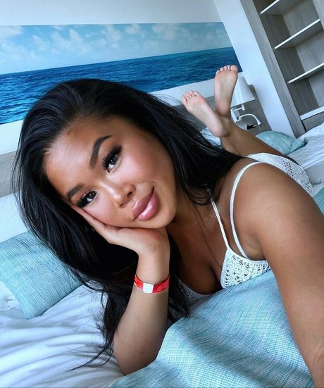 Michellel4m pornstar nudes pic