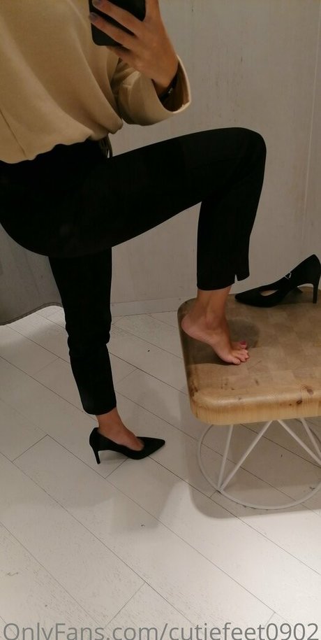 cutiefeet0902 exclusive star photos
