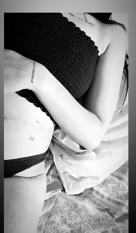 iialxia pornstar nude pics