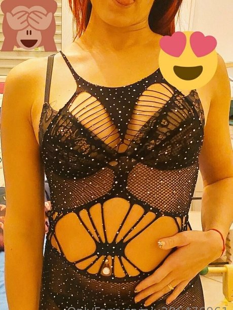 lalollymoni pornstar high quality pic